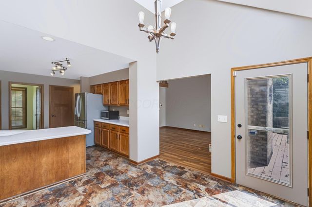 345 Westerdale Drive, Gahanna, OH 43230