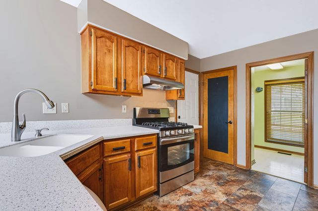 345 Westerdale Drive, Gahanna, OH 43230