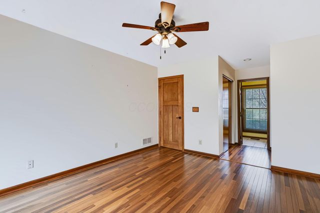 345 Westerdale Drive, Gahanna, OH 43230