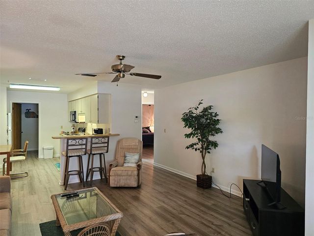 4132 66TH STREET CIRCLE W, Bradenton, FL 34209