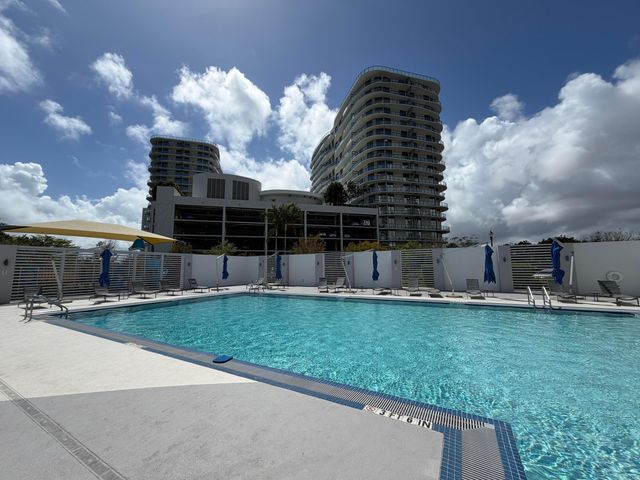 15051 Royal Oaks Lane 1603, North Miami, FL 33181