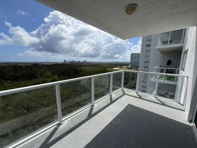 15051 Royal Oaks Lane 1603, North Miami, FL 33181