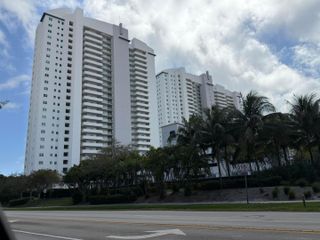 15051 Royal Oaks Lane 1603, North Miami, FL 33181