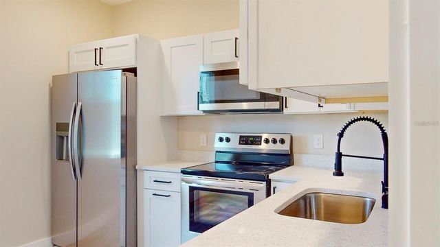 1516 59TH STREET N, St Petersburg, FL 33710