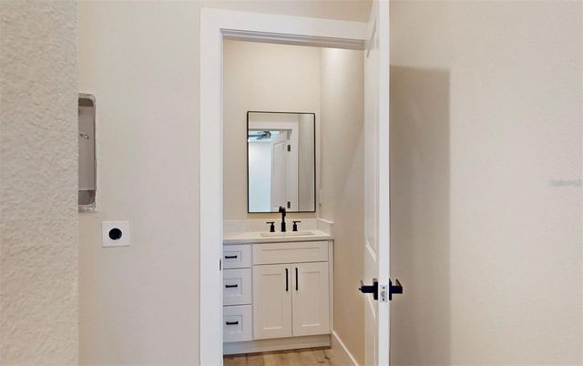 1516 59TH STREET N, St Petersburg, FL 33710