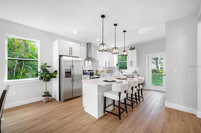 1516 59TH STREET N, St Petersburg, FL 33710