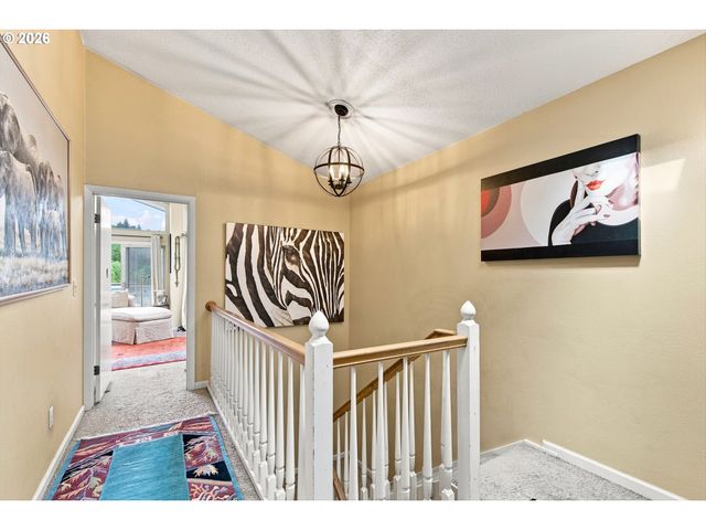 615 Se LINN St D, Portland, OR 97202