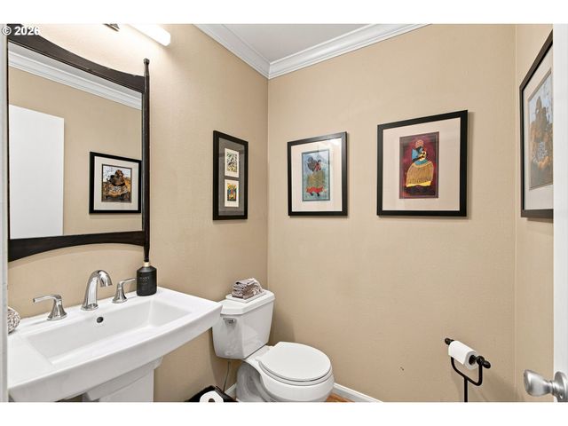 615 Se LINN St D, Portland, OR 97202