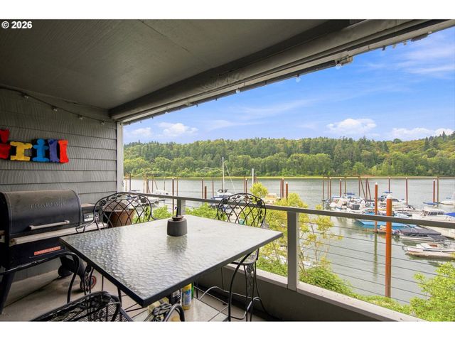 615 Se LINN St D, Portland, OR 97202