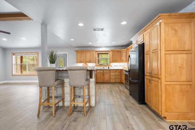 16736 County Road 4199, Lindale, TX 75771