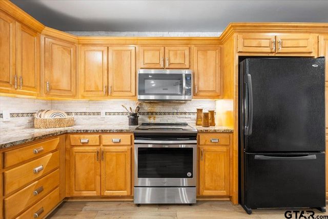 16736 County Road 4199, Lindale, TX 75771