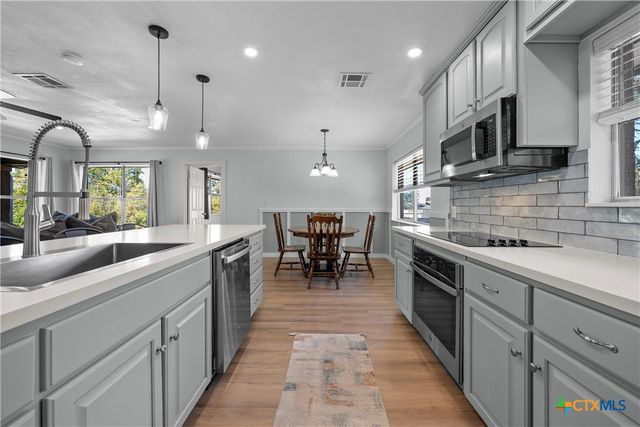 5307 E Lakeshore Drive, Belton, TX 76513