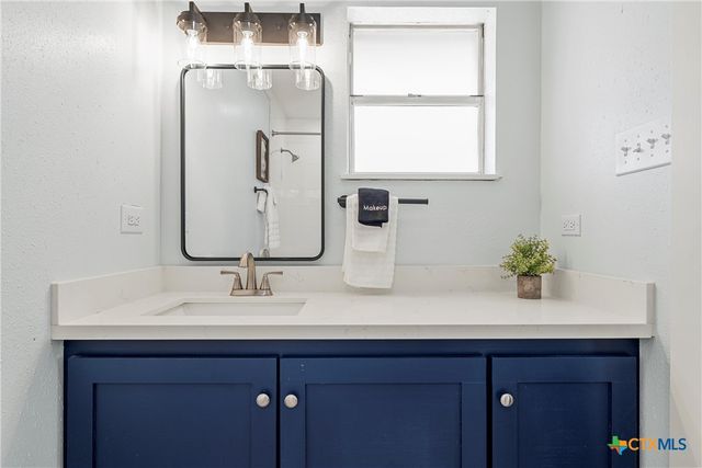 5307 E Lakeshore Drive, Belton, TX 76513