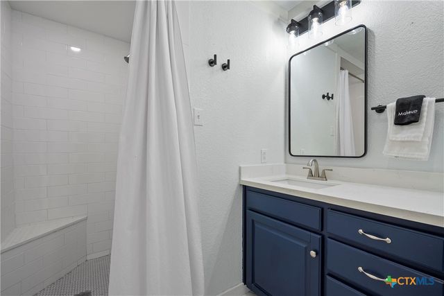 5307 E Lakeshore Drive, Belton, TX 76513