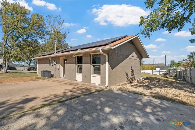 5307 E Lakeshore Drive, Belton, TX 76513