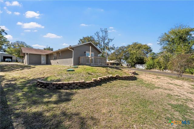 5307 E Lakeshore Drive, Belton, TX 76513