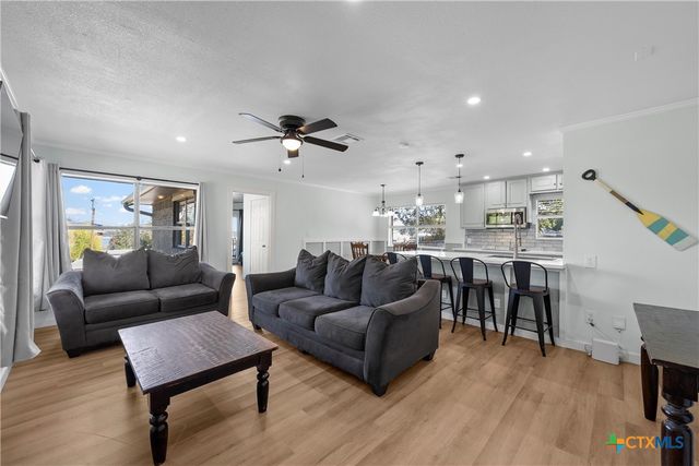 5307 E Lakeshore Drive, Belton, TX 76513