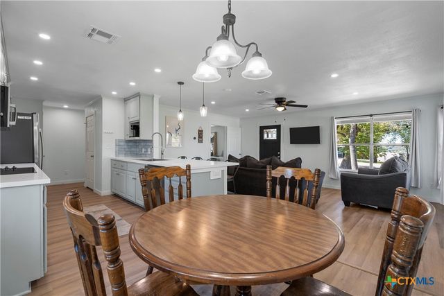 5307 E Lakeshore Drive, Belton, TX 76513