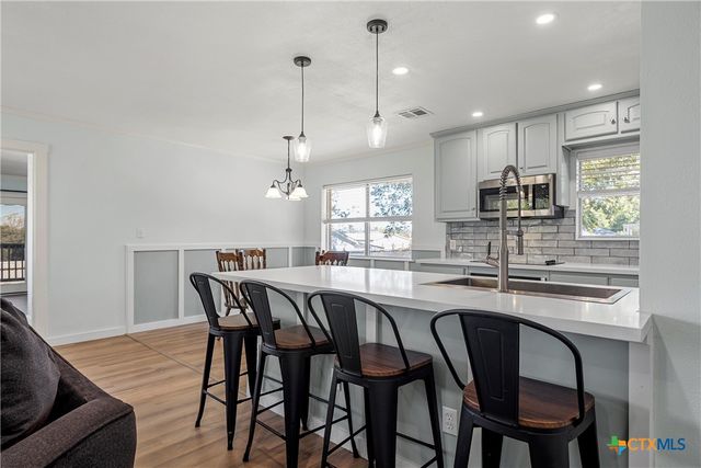 5307 E Lakeshore Drive, Belton, TX 76513