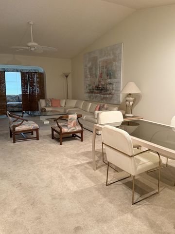 10107 Mangrove Drive, Boynton Beach, FL 33437