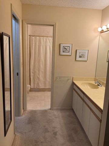 10107 Mangrove Drive, Boynton Beach, FL 33437