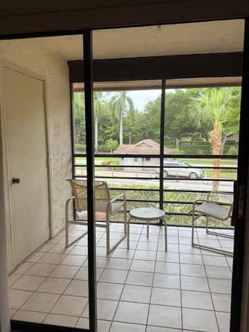 10107 Mangrove Drive, Boynton Beach, FL 33437