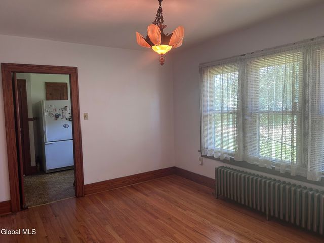 1111 Fort Hunter Road, Rotterdam, NY 12303