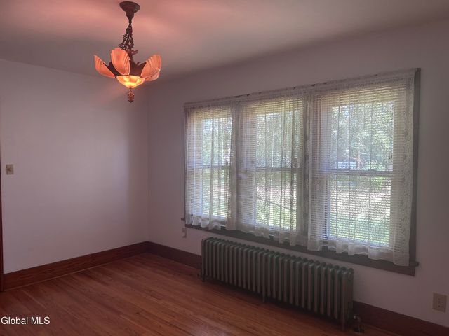 1111 Fort Hunter Road, Rotterdam, NY 12303