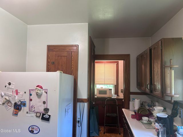 1111 Fort Hunter Road, Rotterdam, NY 12303