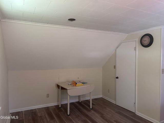 1111 Fort Hunter Road, Rotterdam, NY 12303