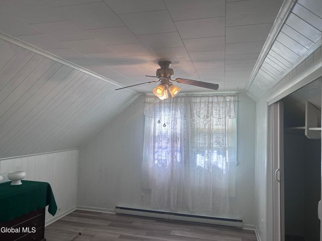 1111 Fort Hunter Road, Rotterdam, NY 12303