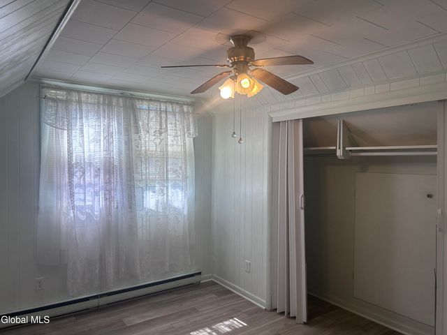 1111 Fort Hunter Road, Rotterdam, NY 12303