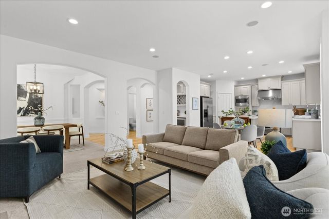 8628 NE 123rd Place, Kirkland, WA 98034