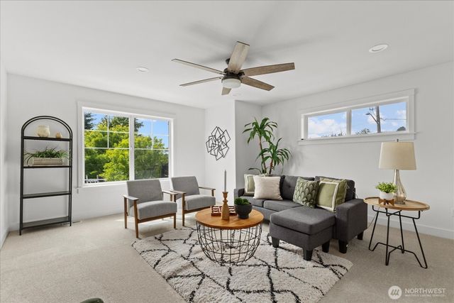 8628 NE 123rd Place, Kirkland, WA 98034