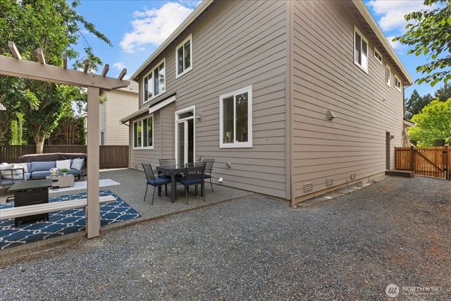8628 NE 123rd Place, Kirkland, WA 98034
