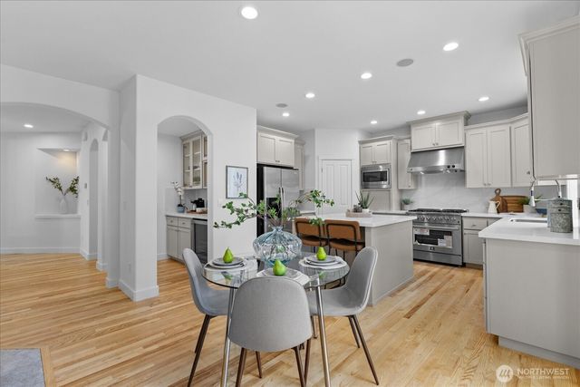 8628 NE 123rd Place, Kirkland, WA 98034