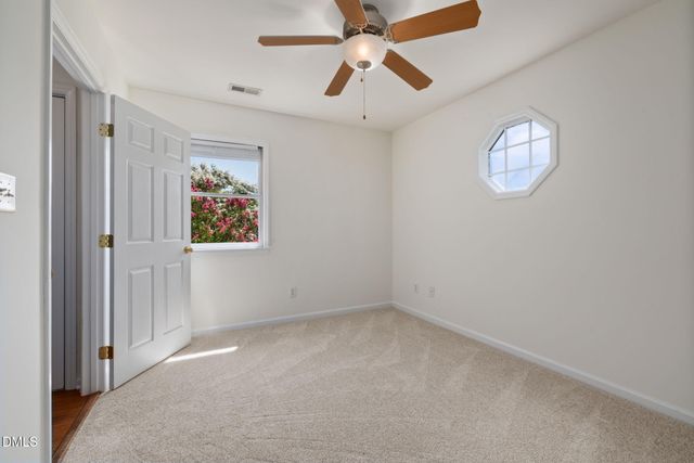 8311 Hempshire Place 204, Raleigh, NC 27613