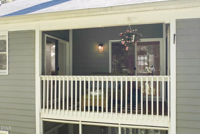 8311 Hempshire Place 204, Raleigh, NC 27613
