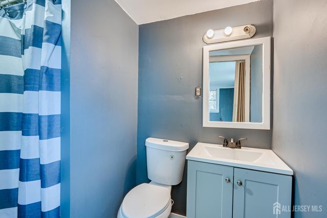 156 Carteret Avenue, Carteret, NJ 07008