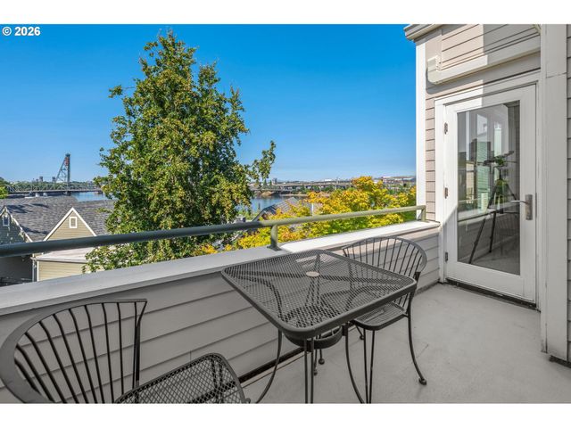 305 S MONTGOMERY St F501, Portland, OR 97201