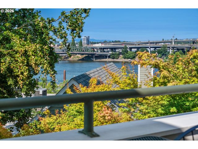 305 S MONTGOMERY St F501, Portland, OR 97201