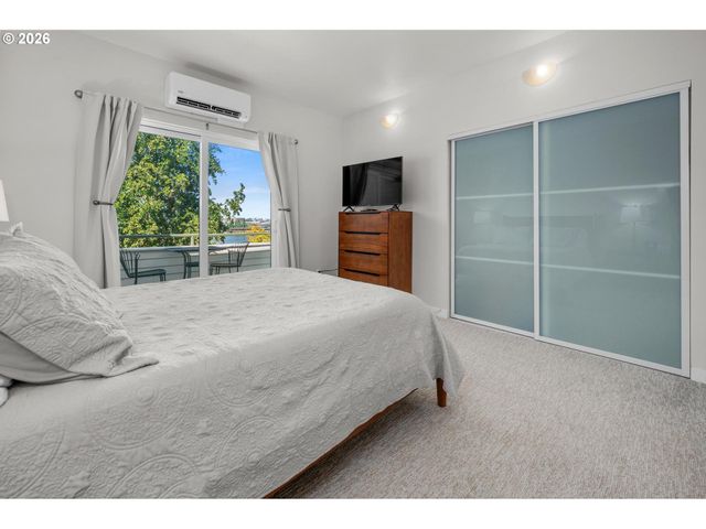 305 S MONTGOMERY St F501, Portland, OR 97201