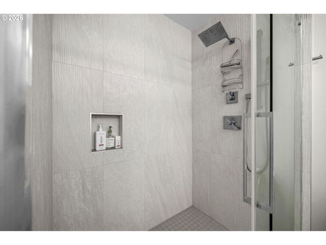 305 S MONTGOMERY St F501, Portland, OR 97201