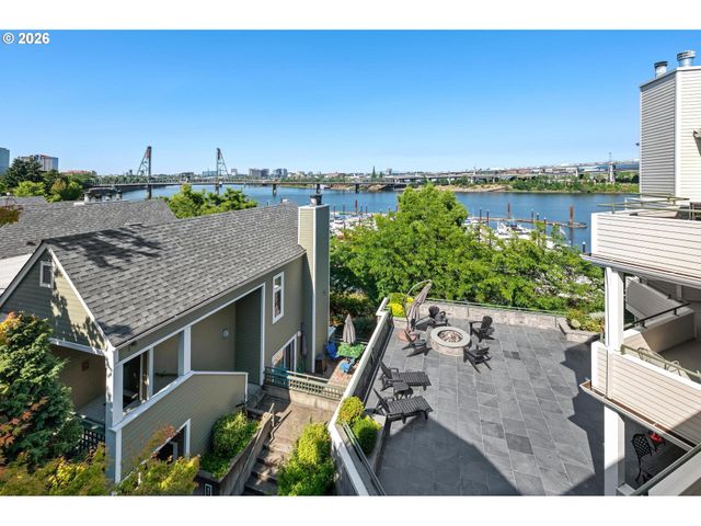 305 S MONTGOMERY St F501, Portland, OR 97201
