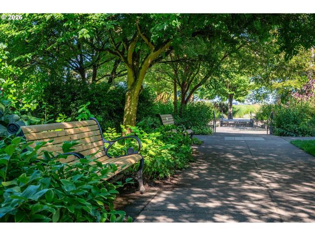 305 S MONTGOMERY St F501, Portland, OR 97201