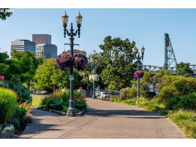305 S MONTGOMERY St F501, Portland, OR 97201