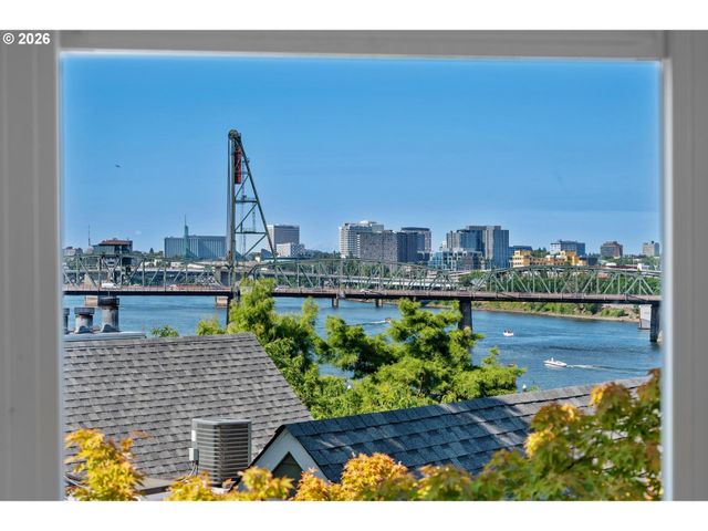 305 S MONTGOMERY St F501, Portland, OR 97201