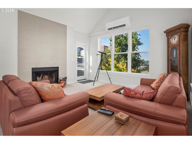 305 S MONTGOMERY St F501, Portland, OR 97201