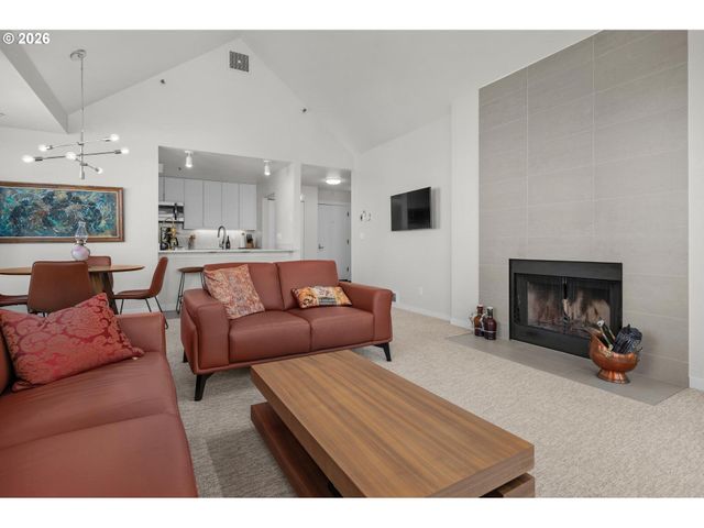 305 S MONTGOMERY St F501, Portland, OR 97201