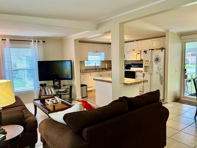 3325 South Street, Hollywood, FL 33021